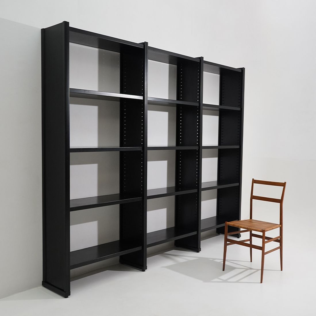 photo vintage Black Metal Bookcase, 1970s, Industrial