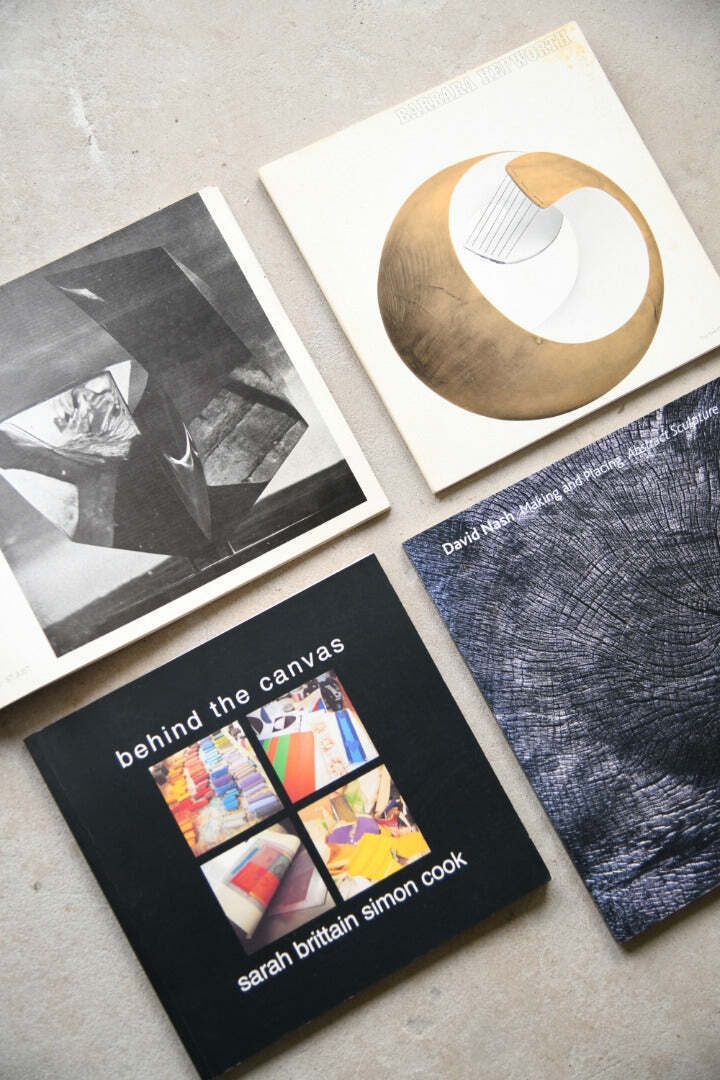 Collection Contemporary Art & Sculpture Exhibition Catalogues photo furniture