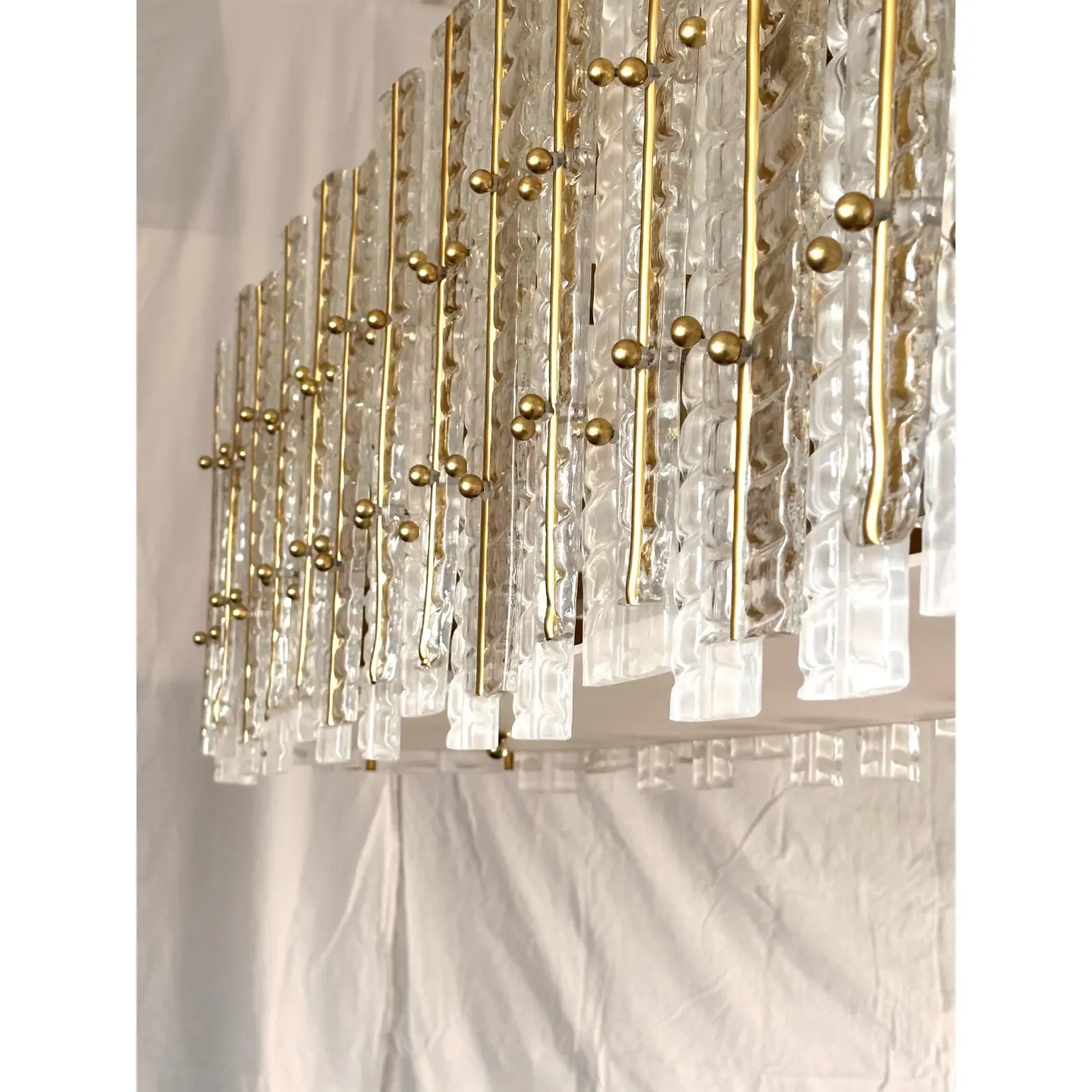 photo furniture Luxury Modern Italian Tropical Gold Murano Glass Chandelier By Simoeng