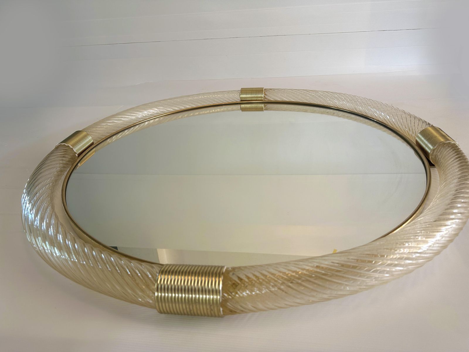 Luxury Round “Torciglione” Gold Murano Glass Wall Mirror In Barovier Style photo buy