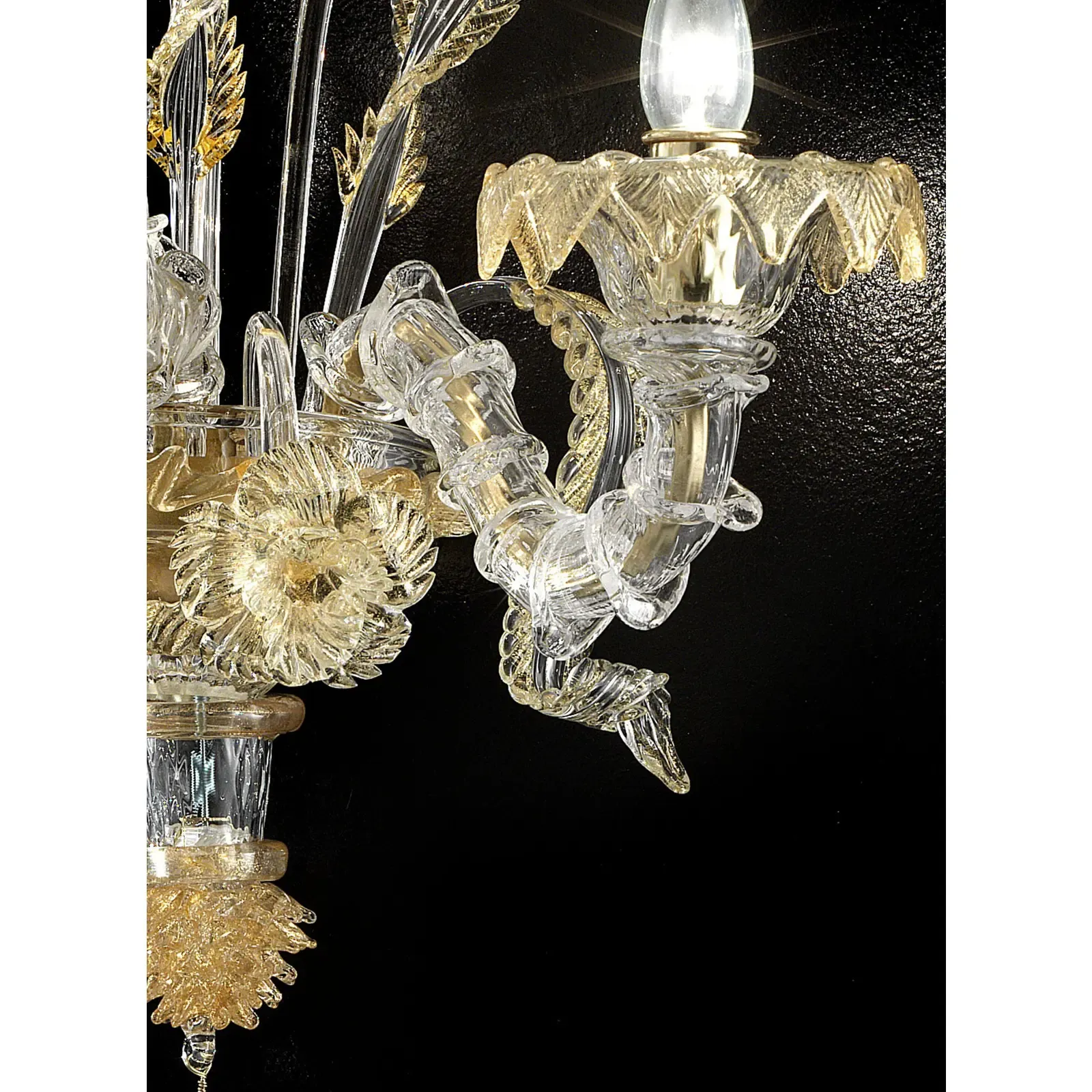 Italian Murano Glass Ca’ Rezzonico – Handcrafted Gold Floral Motif Design photo furniture