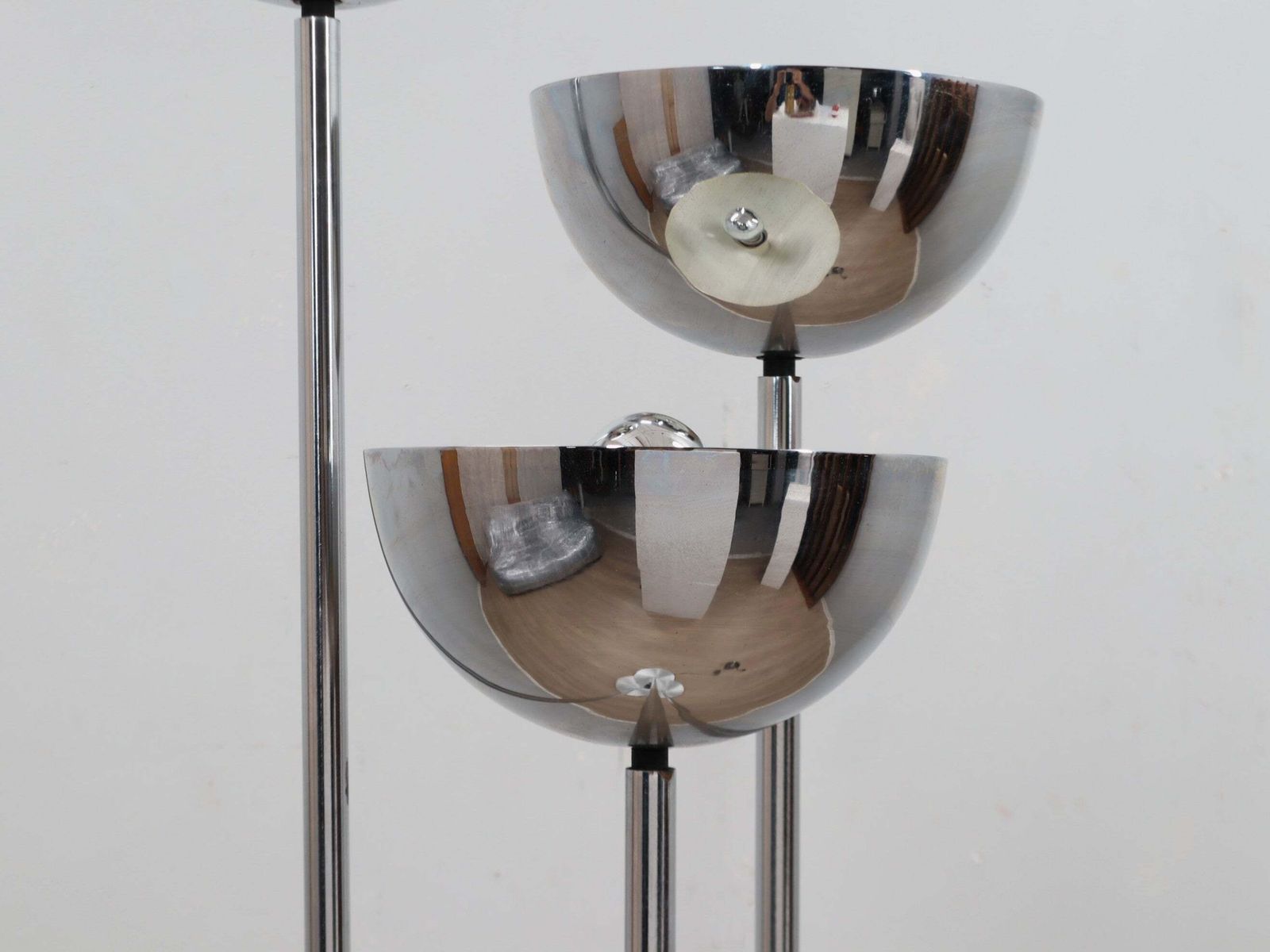 Lamperti vloerlamp met 3 kolommen, verchroomd, Space Age Italiaans design, jaren 1970 photo vinterior