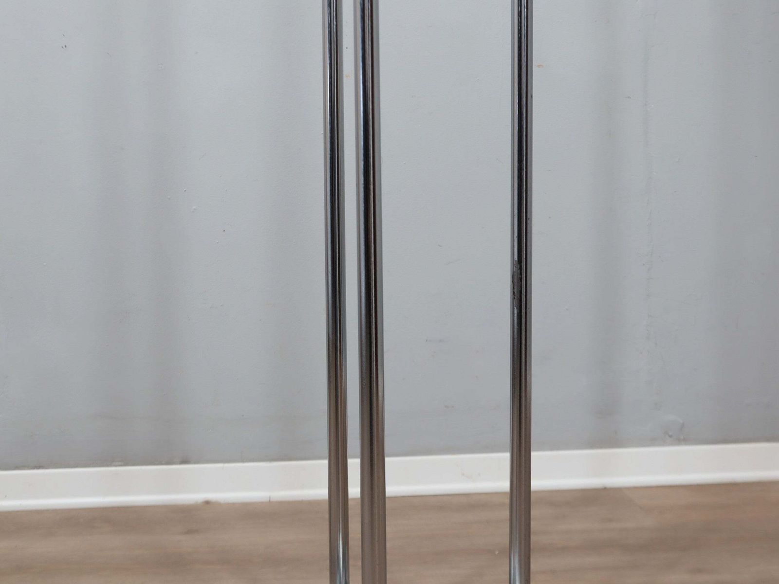 1350.0 Lamperti vloerlamp met 3 kolommen, verchroomd, Space Age Italiaans design, jaren 1970 photo