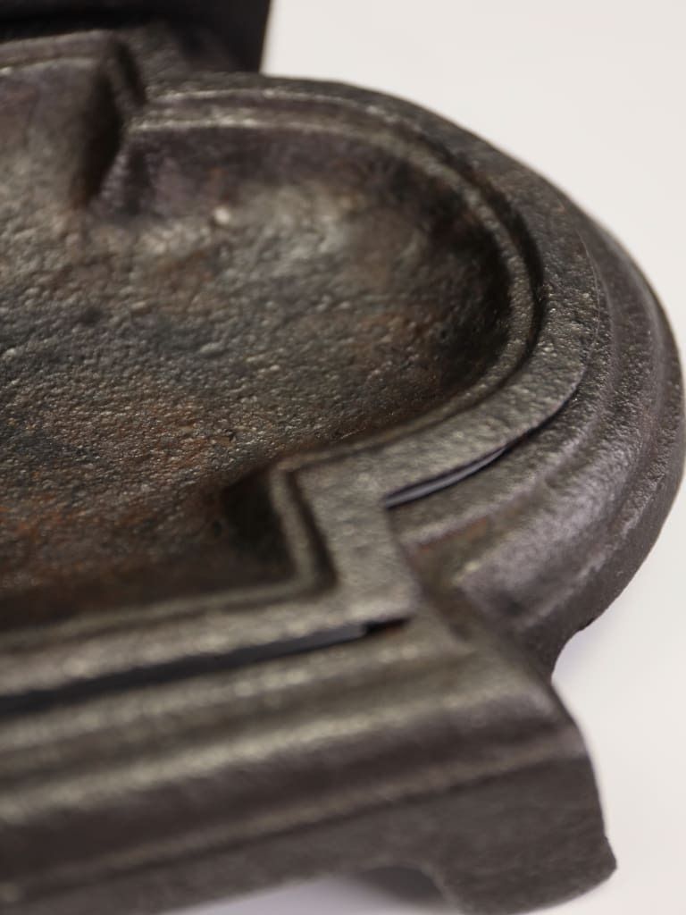 photo vintage Superb Victorian Cast Iron Stick Stand/Umbrella Stand With Neo Classical Detail