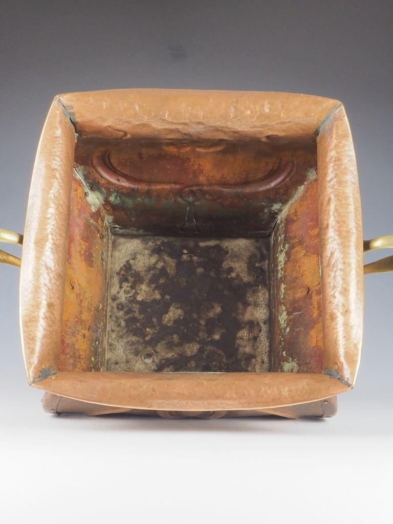 photo vintage Art Nouveau Copper Planter / Jardinere / Fireside Bucket