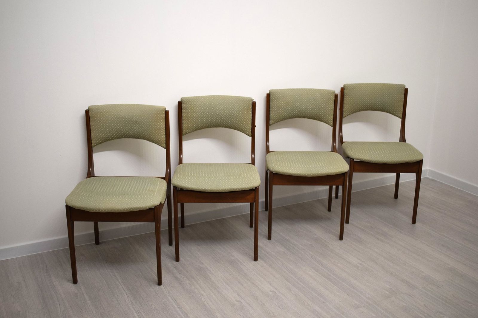 Beatrice Chairs By Giuseppe Gibelli For Sormani, 1970, Set Of 4