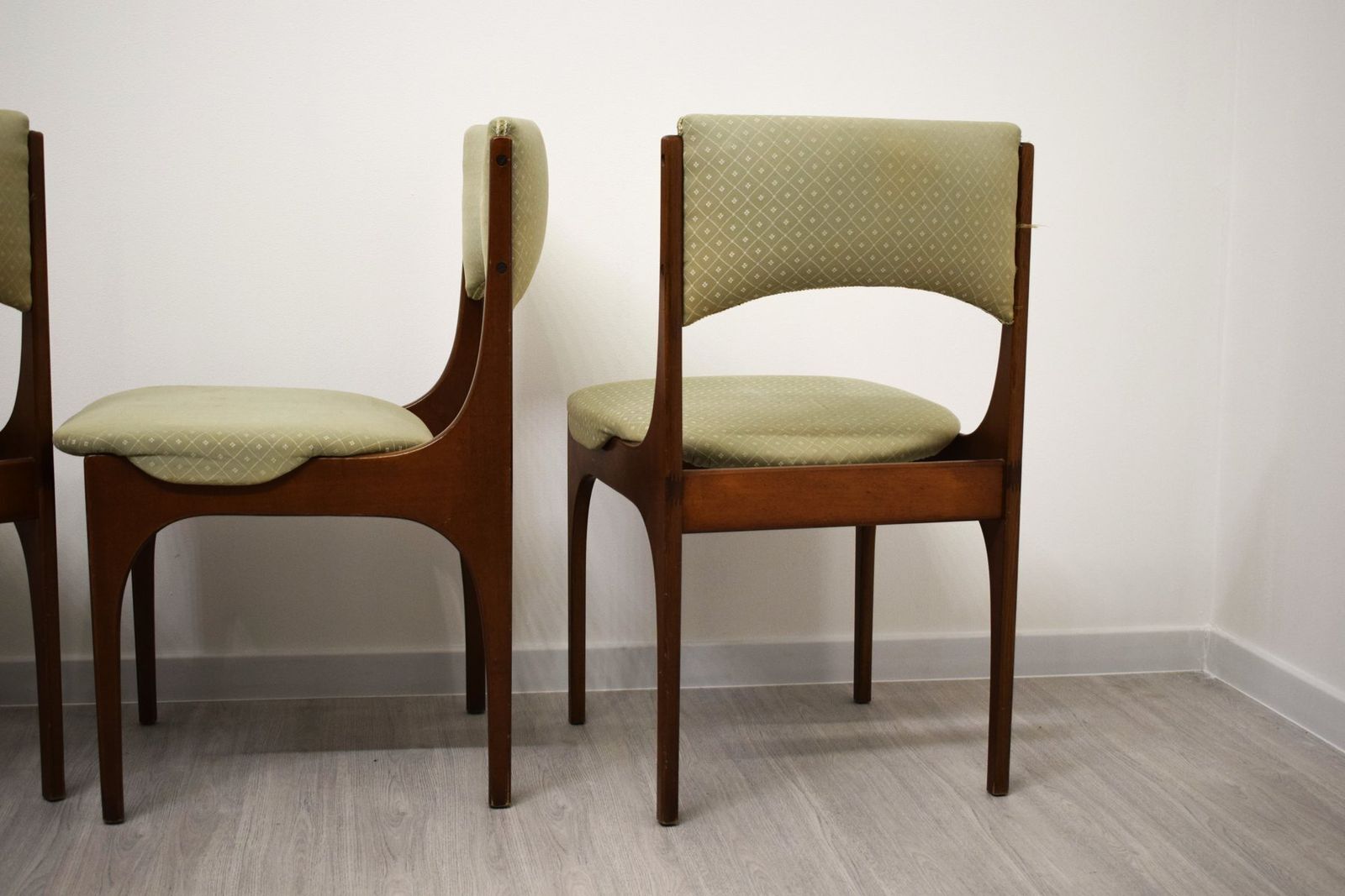 photo furniture Beatrice Chairs By Giuseppe Gibelli For Sormani, 1970, Set Of 4