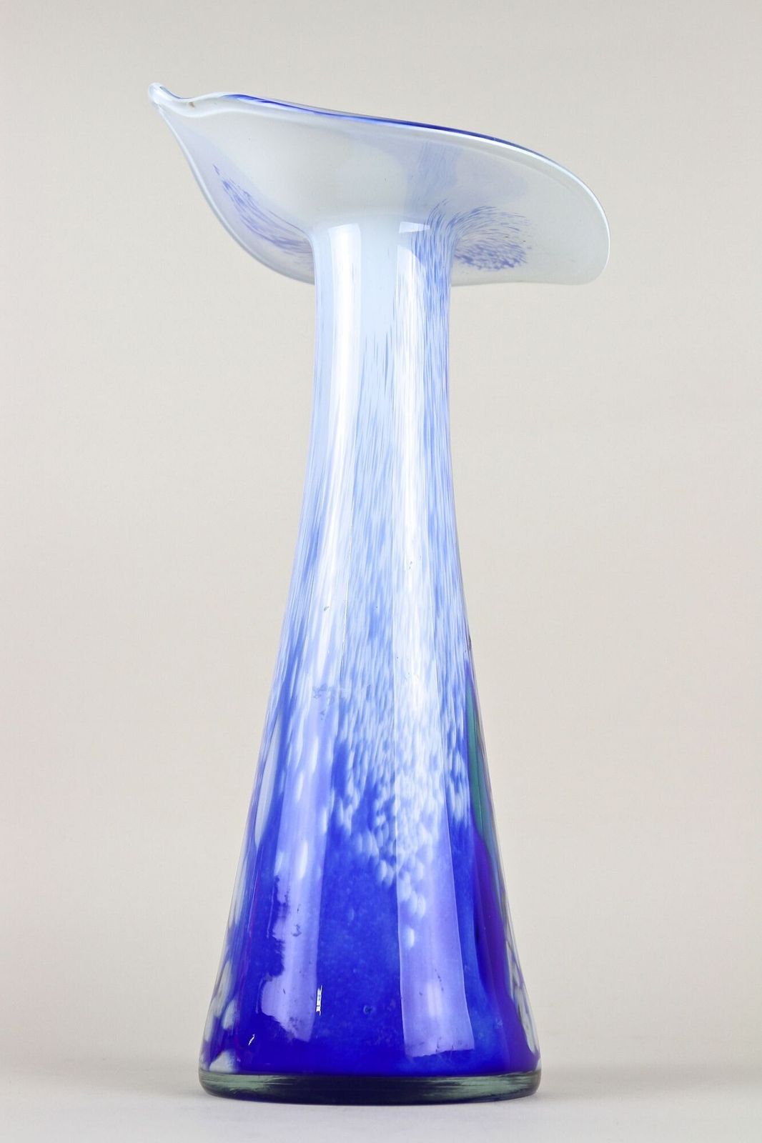 600.0 20th Century Murano Glass Vase "Jack In The Pulpit", Italy Circa 1970 photo