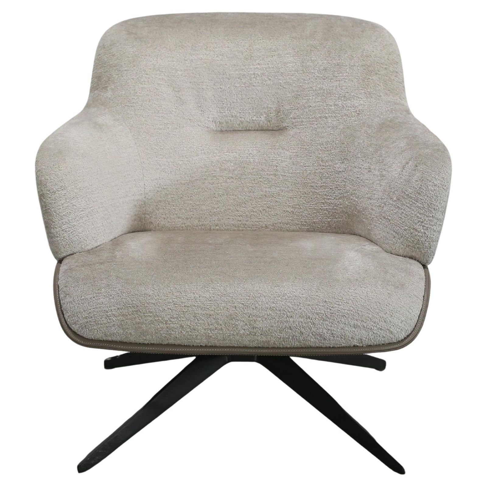 Molteni Kensington Armchair By Rodolfo Dordoni
