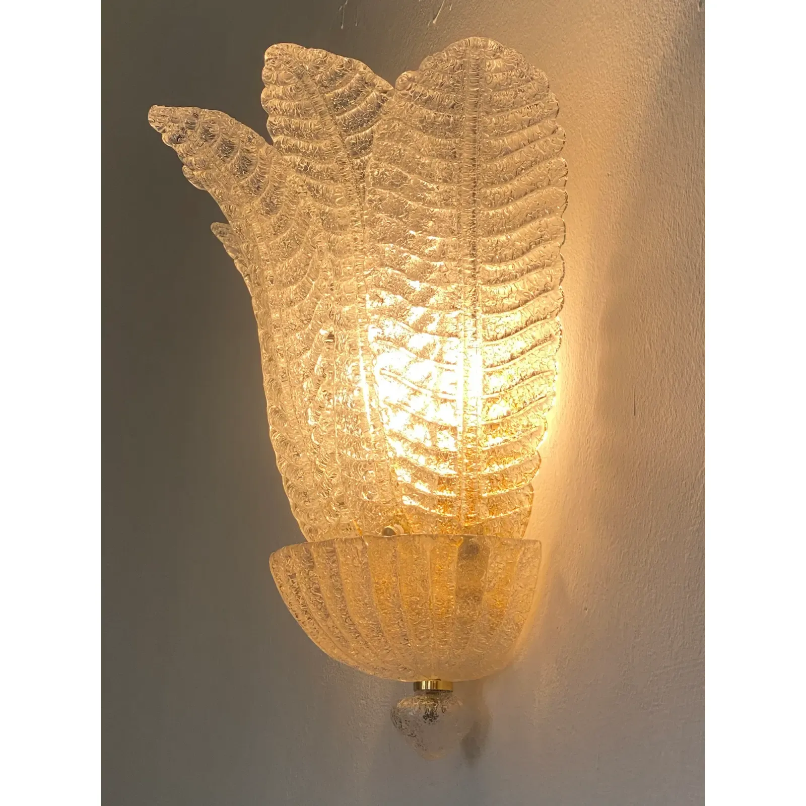 Contemporary Venetian Transparent Graniglia “Leaf” Murano Glass Wall Sconces — Set Of Four photo for sale