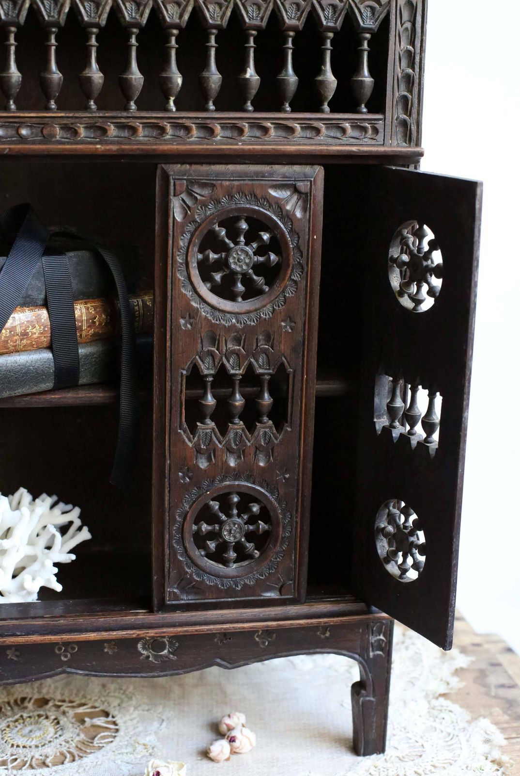 Antique French Panetiere Breton Carved Wooden Bread Storage Box Cheese Safe Pie Keeper Storage Cabinet Larder photo vinterior