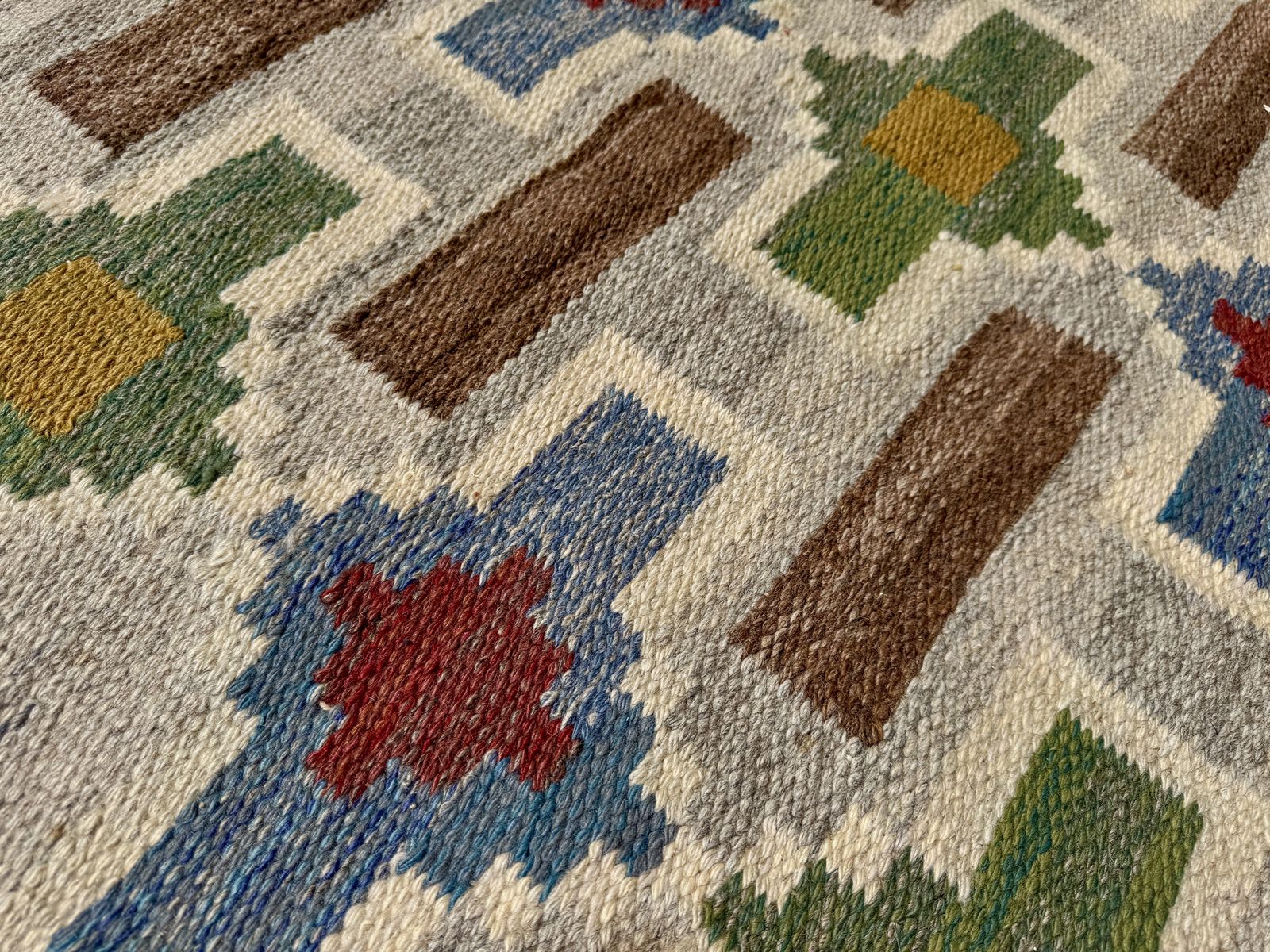 photo furniture 1950s Large Swedish Rollakan Flat Weave Rug By Judith Johansson