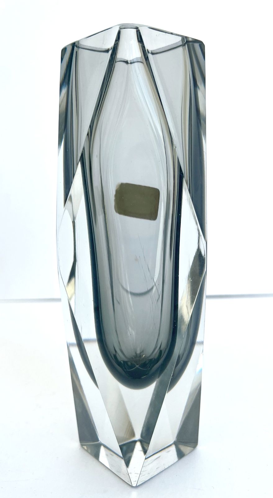 photo vinterior 1960s Murano Sommerso Faceted Glass Vase , Smoky Grey & Clear Crystal