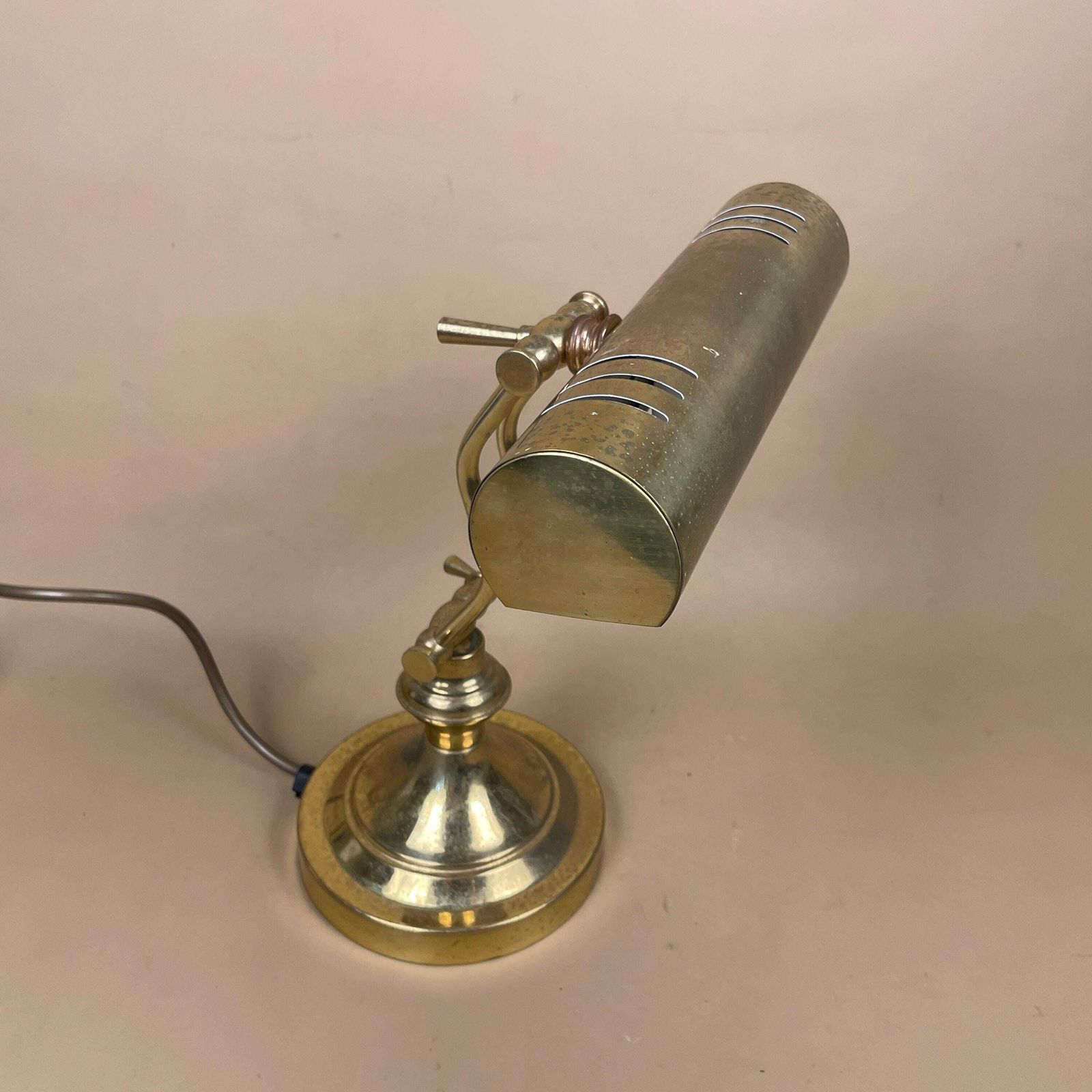 Banker's Lamp Executive Desk Light Gold Brass Metal Base Antique Library Reading Light Bedside Adjustable Round Base Side Vintage photo 125.0