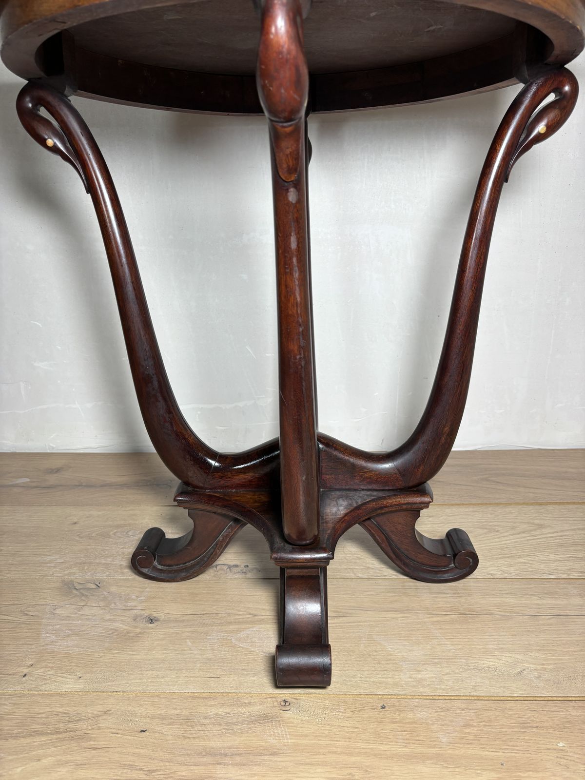 Art Nouveau Eiken Bijzettafel op Voetstuk, Begin 20e Eeuw photo vintage