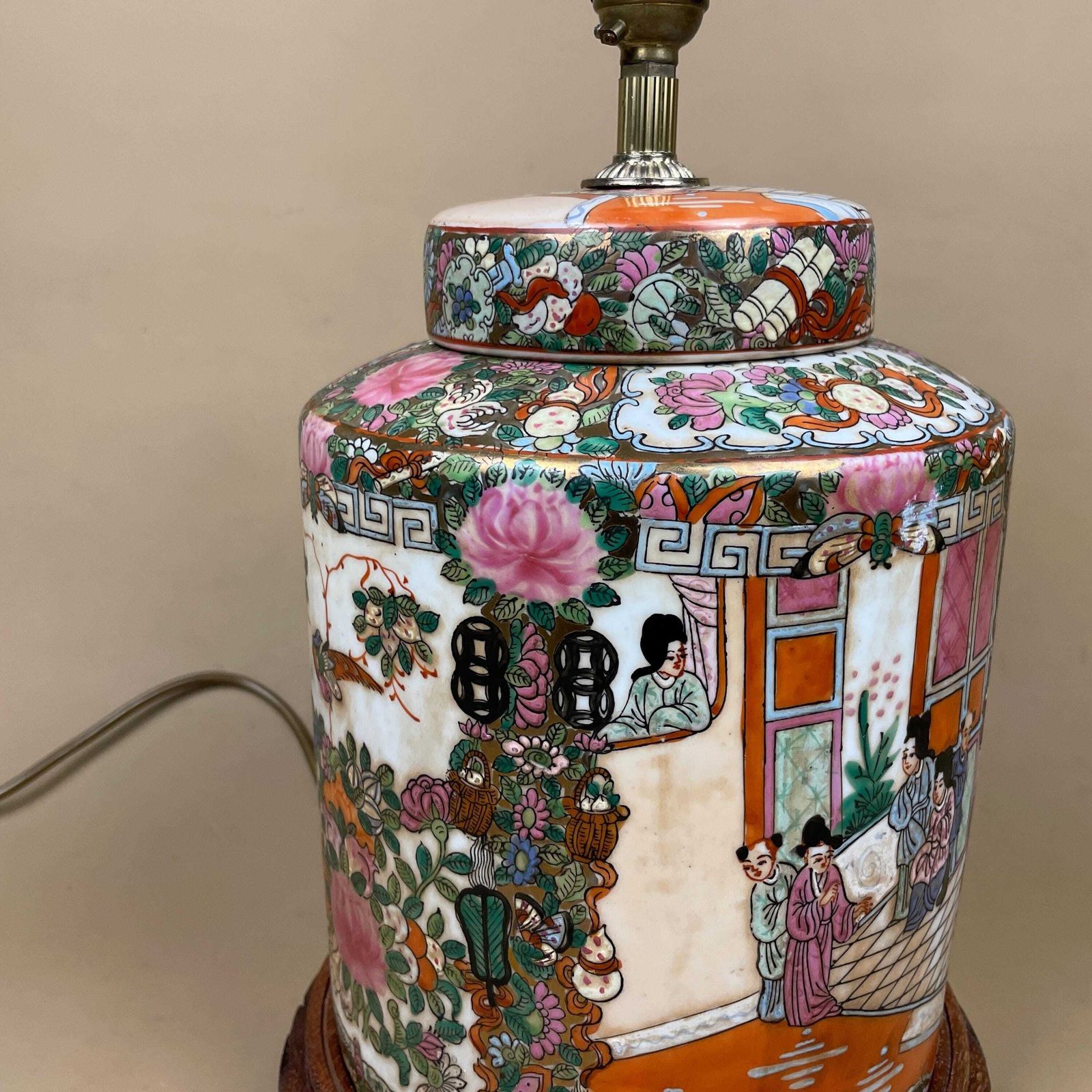 Oriental Ceramic Lamp Light Bedside Table Japanese Decor Porcelain Ginger Jar Vase Hand Painted Floral Pattern Wood Carved Base Antique photo buy