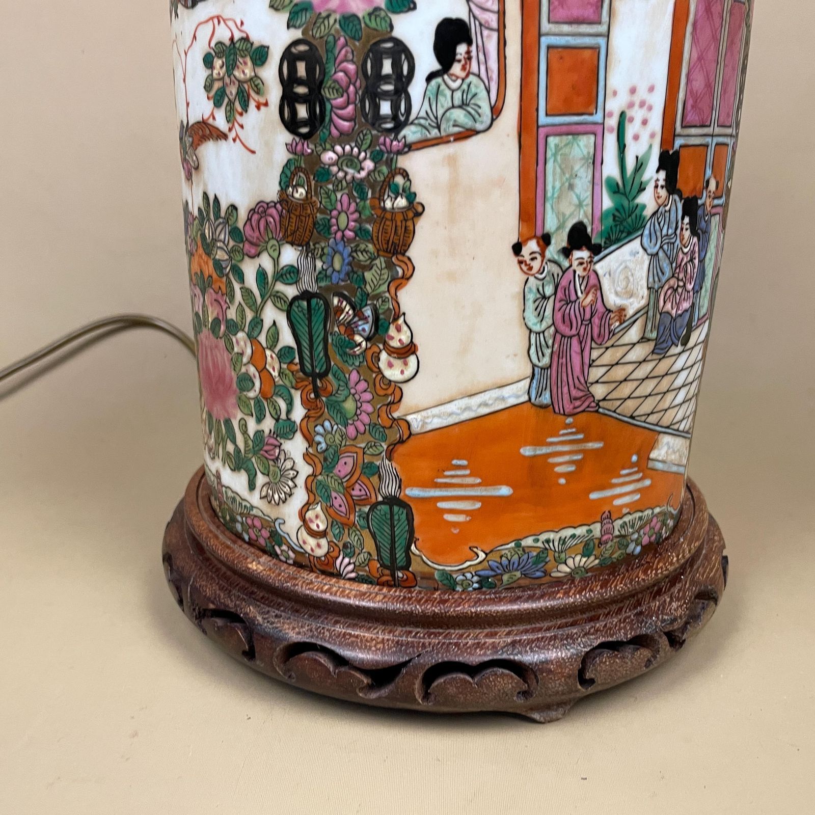 Oriental Ceramic Lamp Light Bedside Table Japanese Decor Porcelain Ginger Jar Vase Hand Painted Floral Pattern Wood Carved Base Antique photo vintage