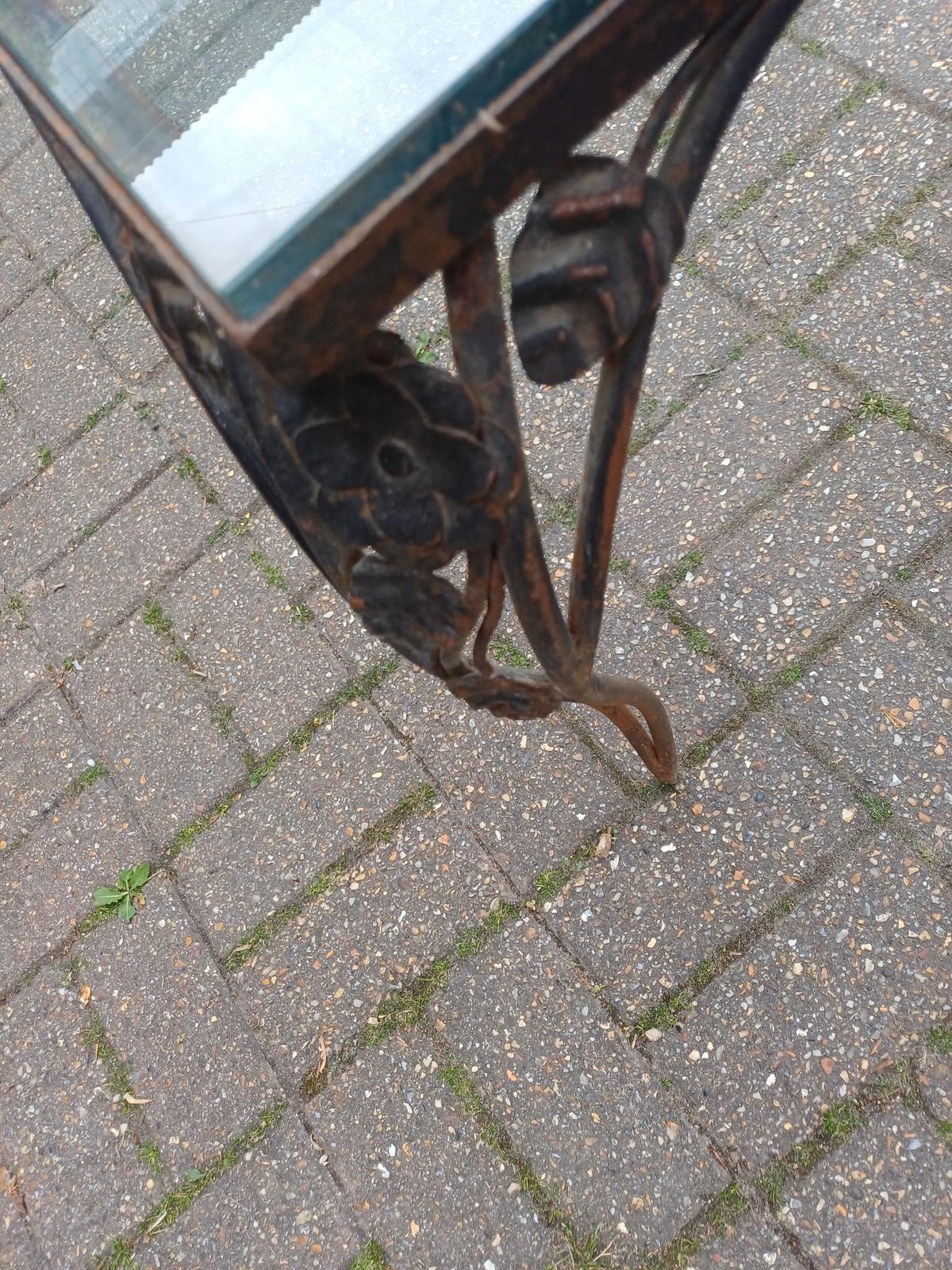 photo for sale Industrial Iron & Glass Coffee Table Upcycled Rustic Age Worn Statement Vintage Table With 1cm Thick Toughened Glass Top Free Hand Delivery