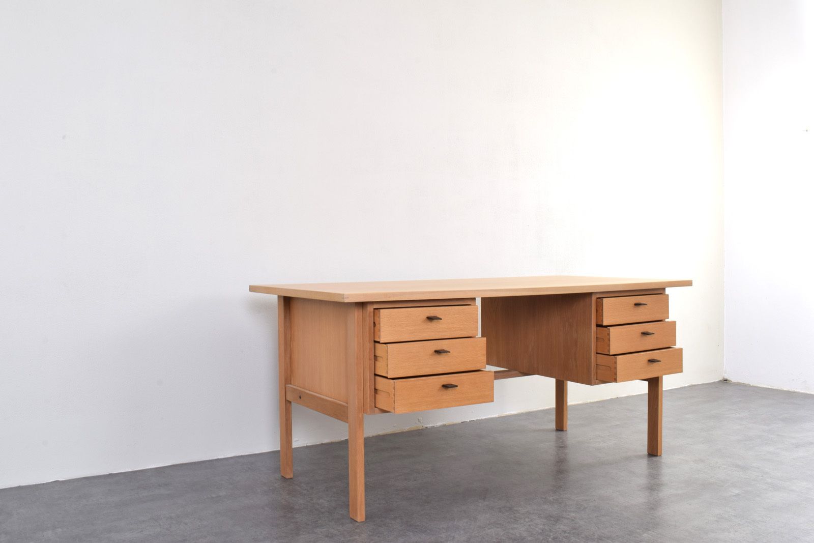 Furniture Mid Century Oak Desk By Svend åge Madsen For Sigurd Hansen photo