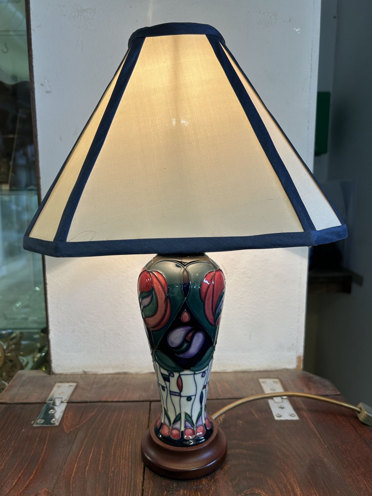Moorcroft Lamp Original Shade   Tribute To Charles Rennie Mackintosh Pat Tested photo for sale