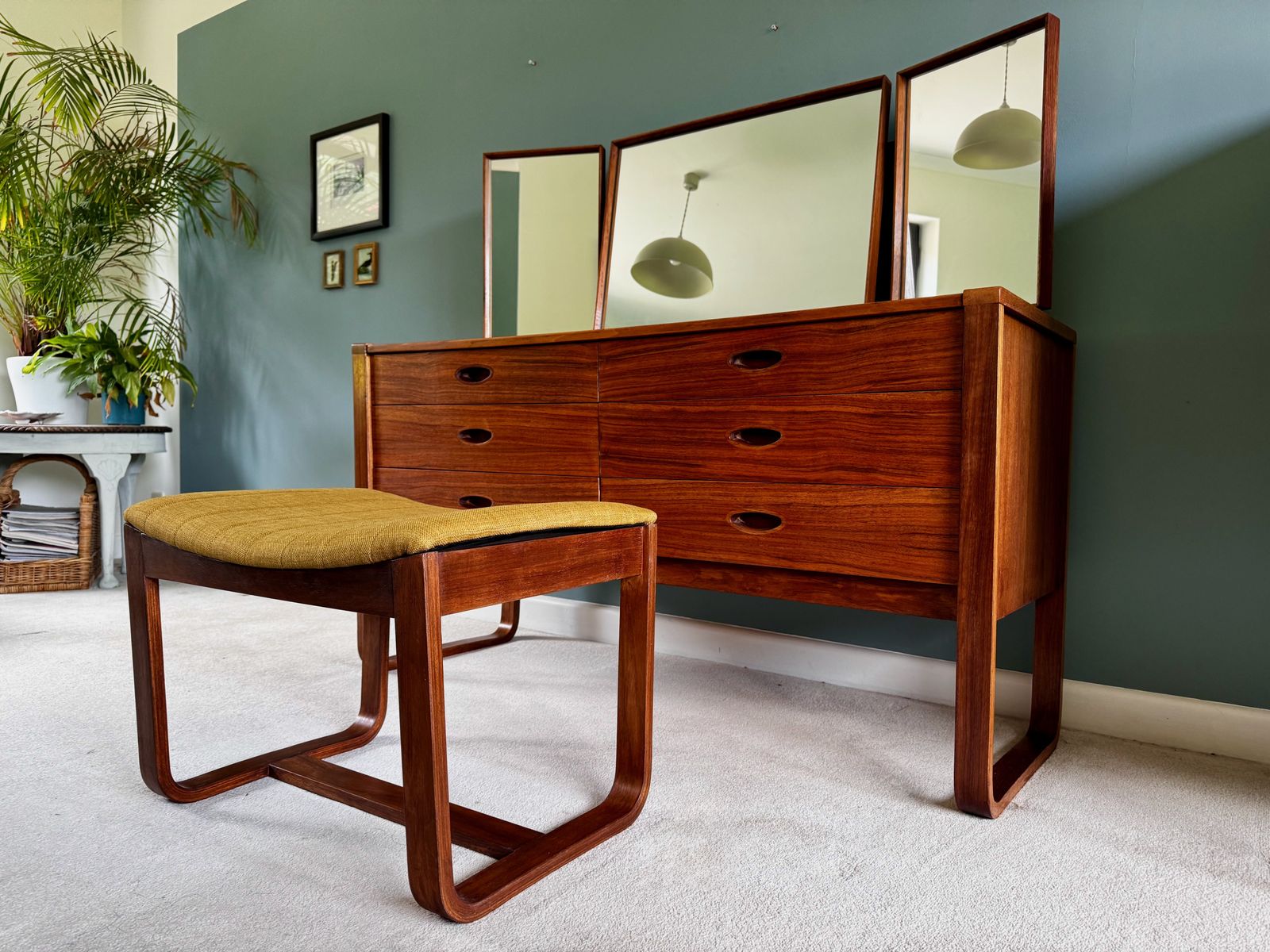 Peter Hayward Uniflex K Range Walnut Dressing Table Set & Original Receipt photo furniture