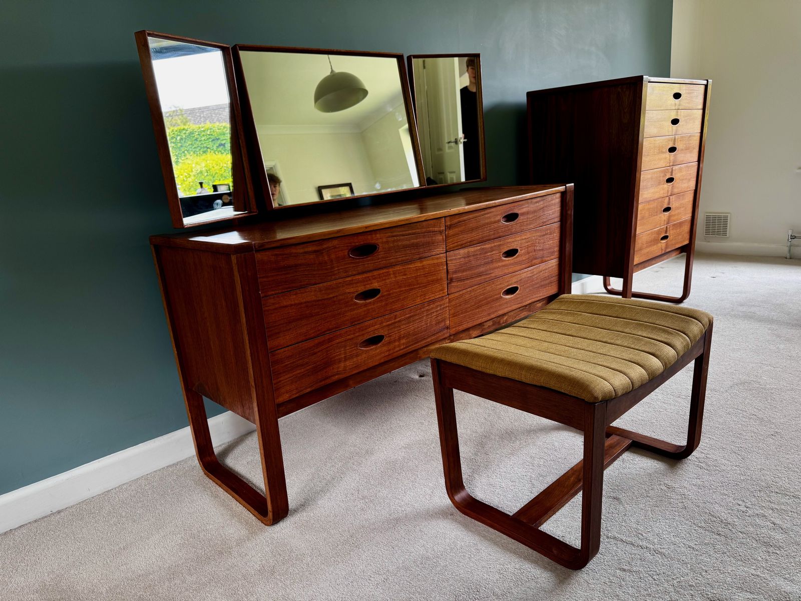 Peter Hayward Uniflex K Range Walnut Dressing Table Set & Original Receipt photo for sale