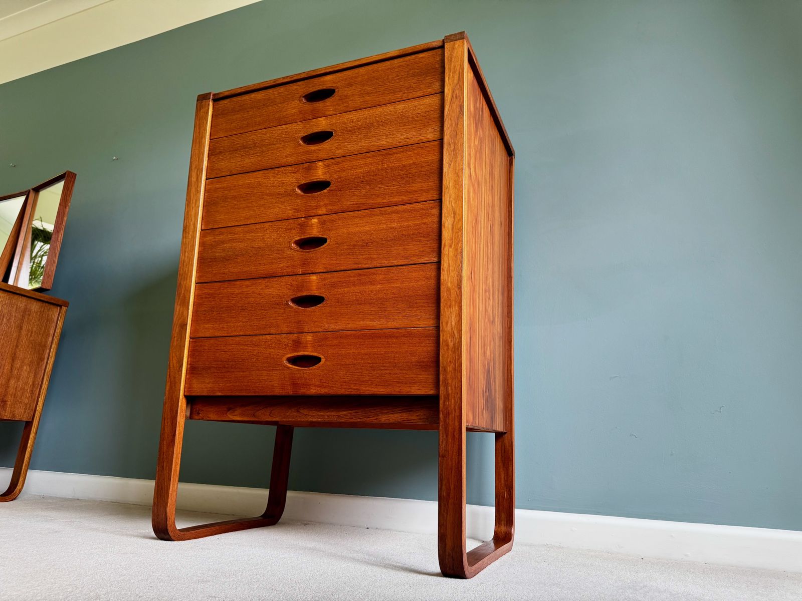 photo furniture Peter Hayward Uniflex K Range Walnut Dressing Table Set & Original Receipt