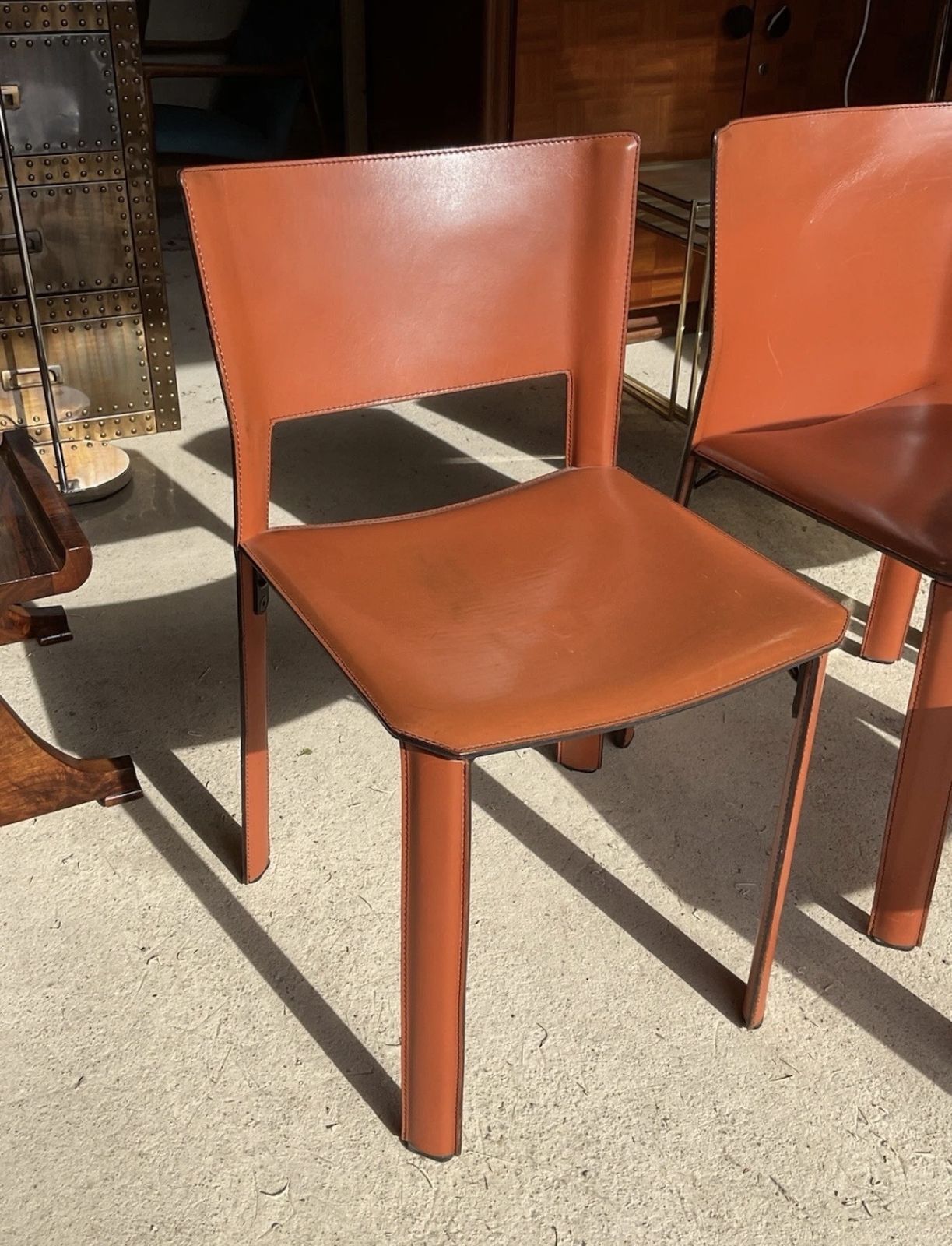 Postmodern Tan Leather Dining Chairs & Table By Giancarlo Vegni For Fasem 1980s photo buy
