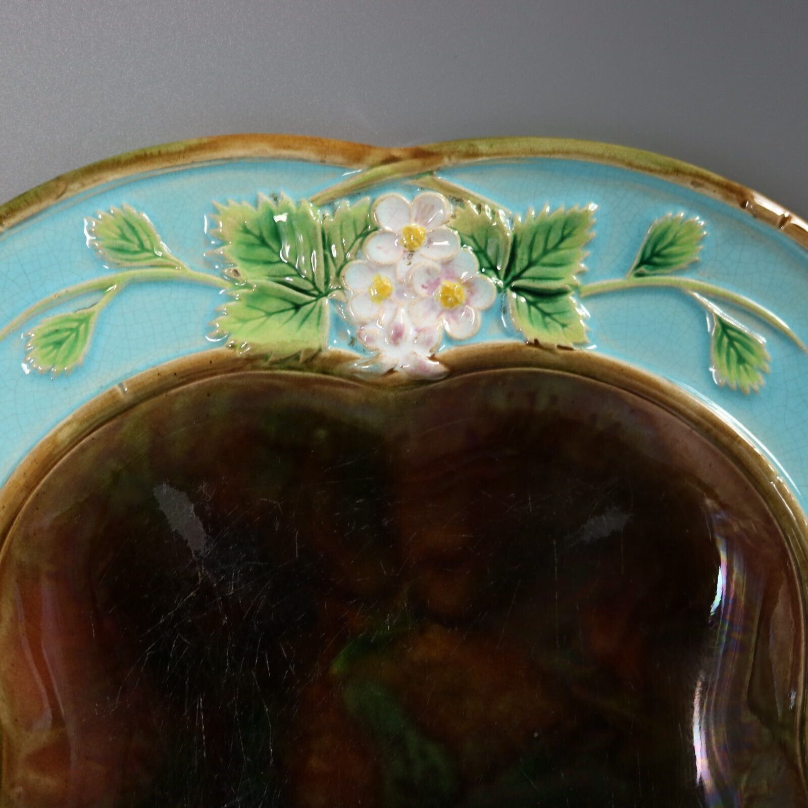 George Jones Majolica Strawberry Serving Dish photo furniture