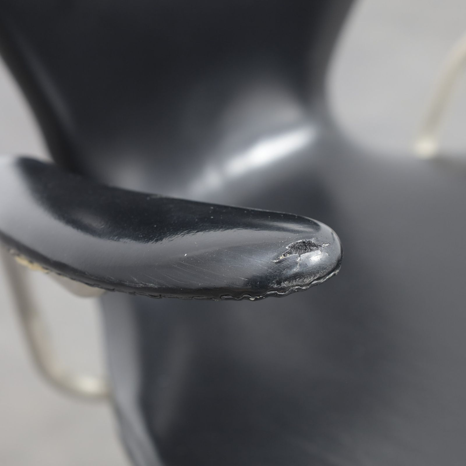 Arne Jacobsen Model 3217 Office Chair For Fritz Hansen, First Edition, 1950s photo buy