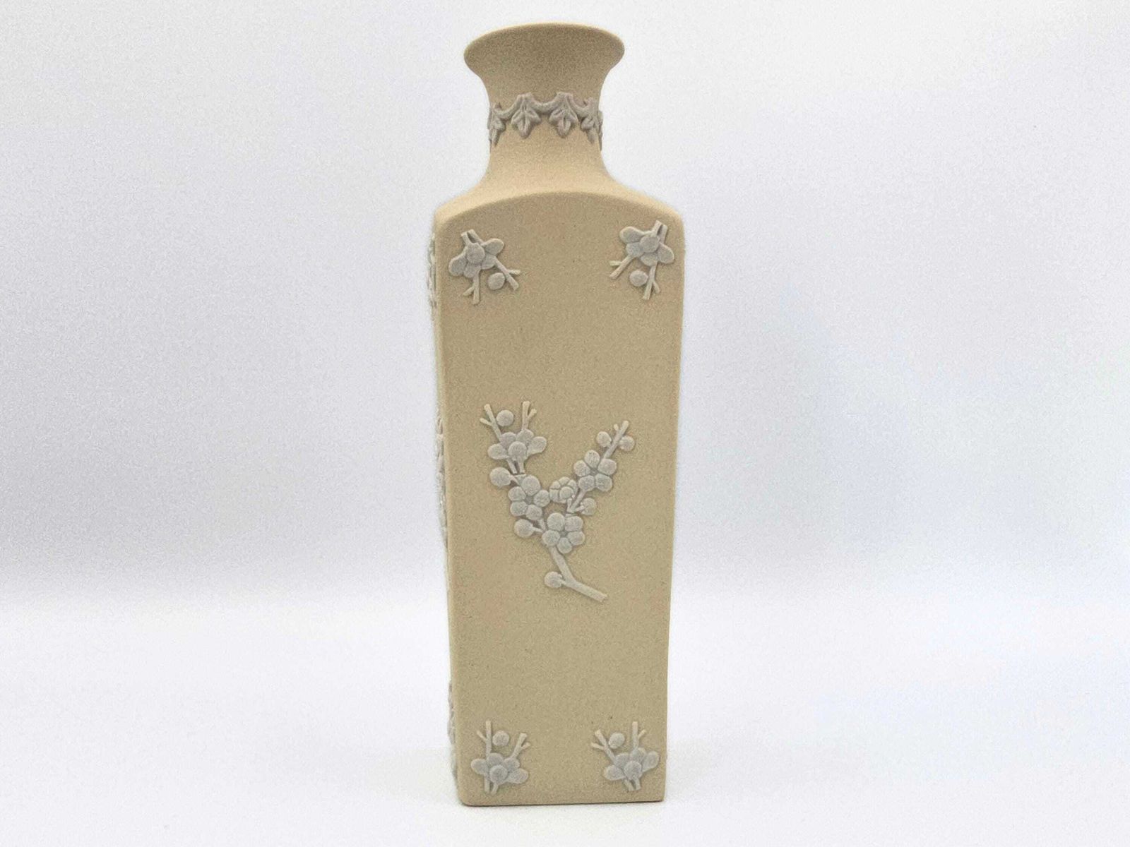 Wedgwood Primrose Yellow Jasperware Rectangular Bud Vase photo Home Decor