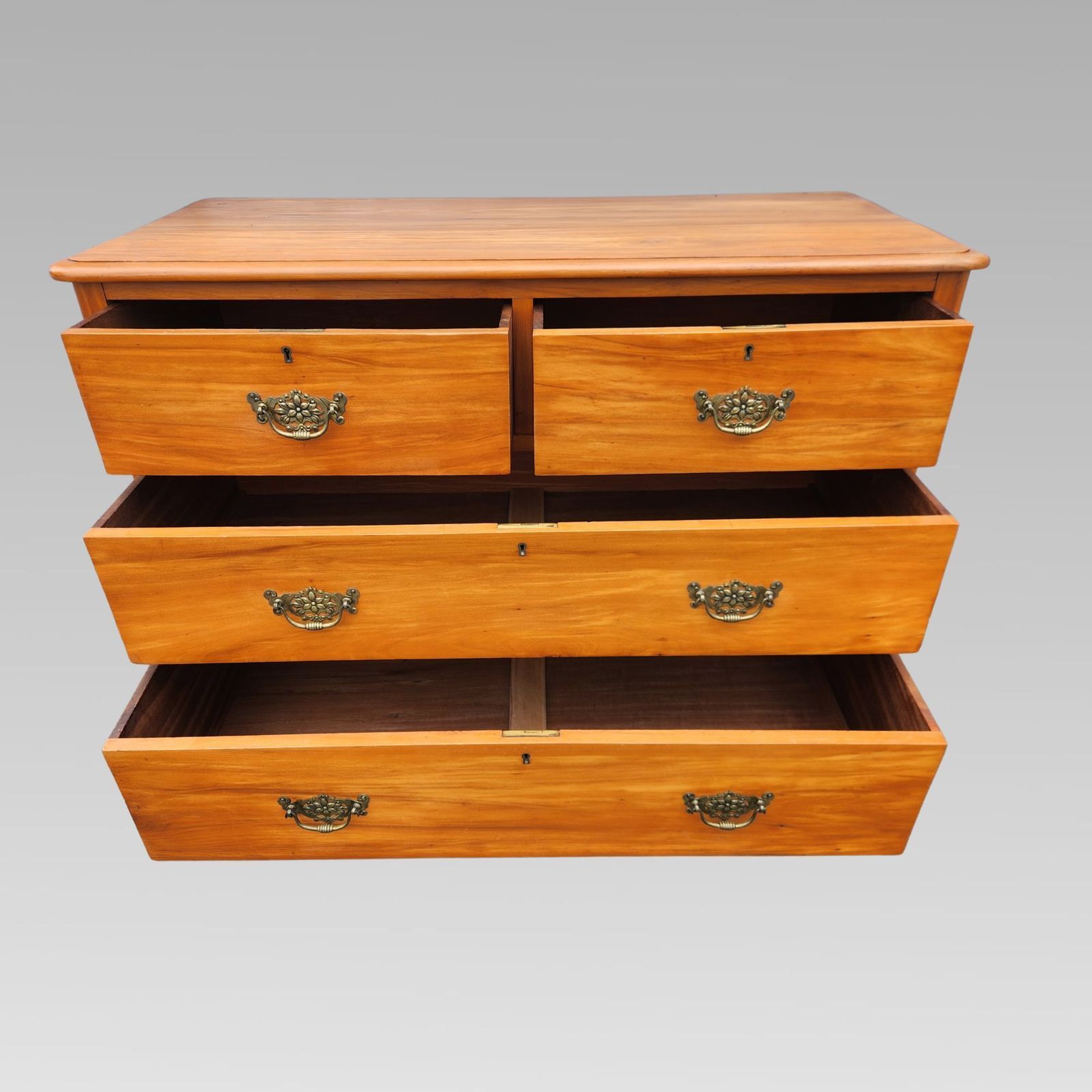 photo furniture Fabulous Condition Edwardian Satinwood Chest Of Drawers Original Handles