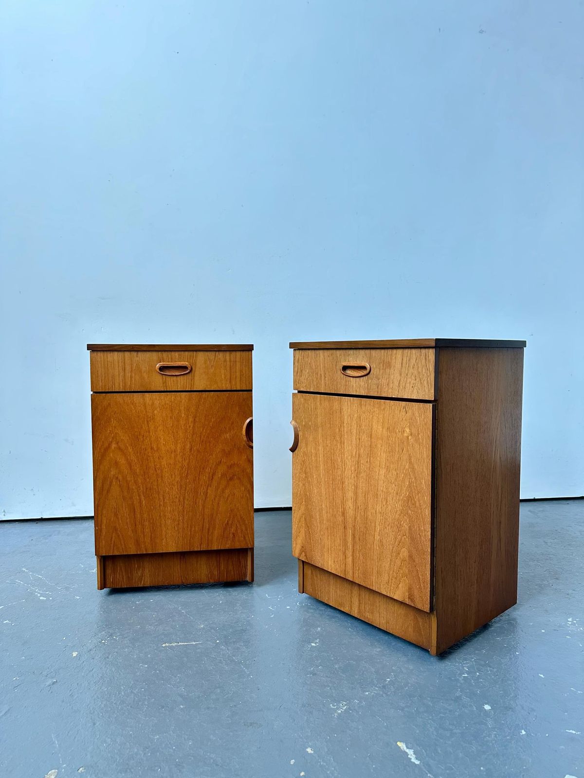 Vintage 2 X Austinsuite Teak Bedside Tables. Danish G Plan Retro Mid Century photo 390.0