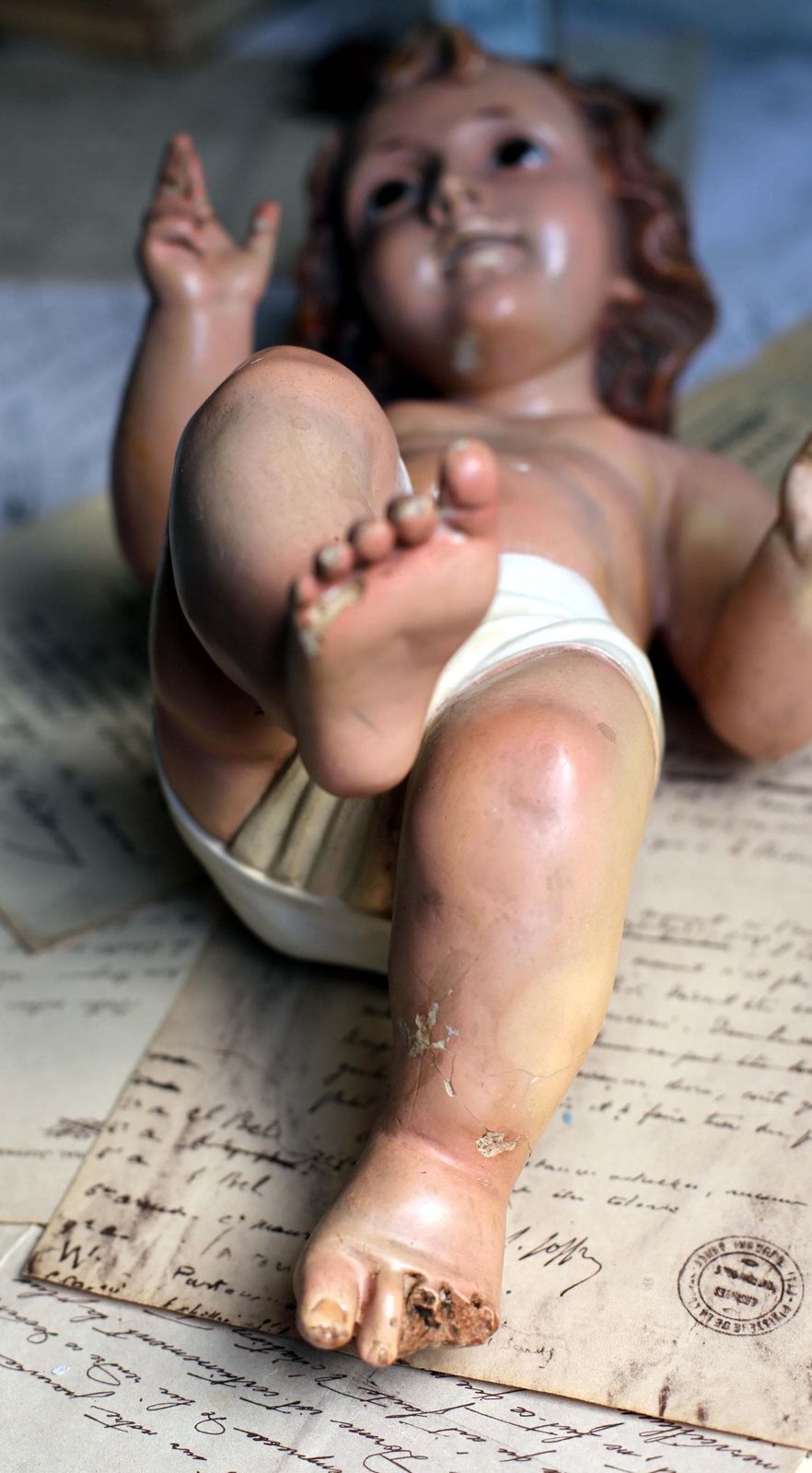 Large Antique Baby Jesus With Glass Eyes Spanish Creche Statue Plaster Infant Christ Figurine For Nativity Scene photo vintage