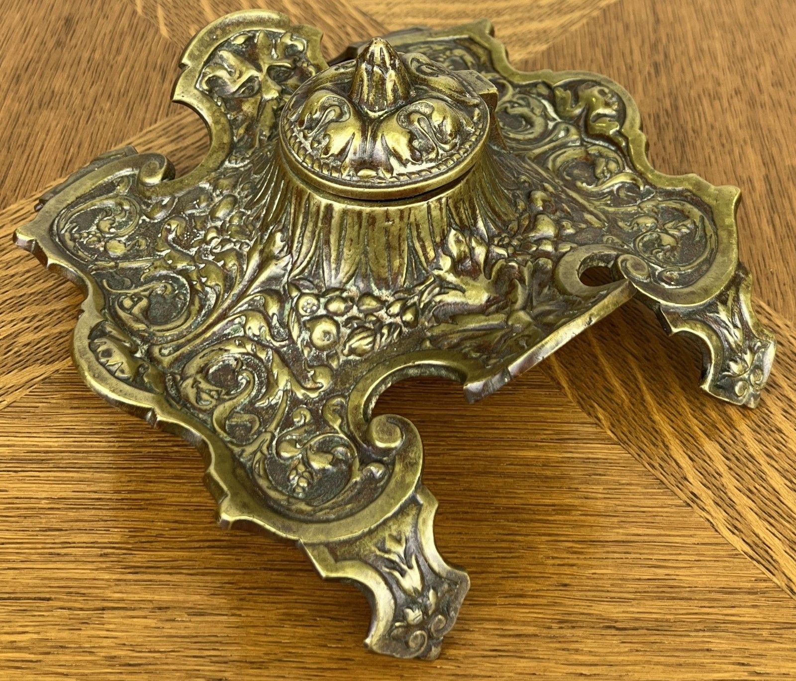 Inkwell Set Vintage French Style Ornate Decorative Desk Ink Pot Holder Lot 6027 photo 199.0