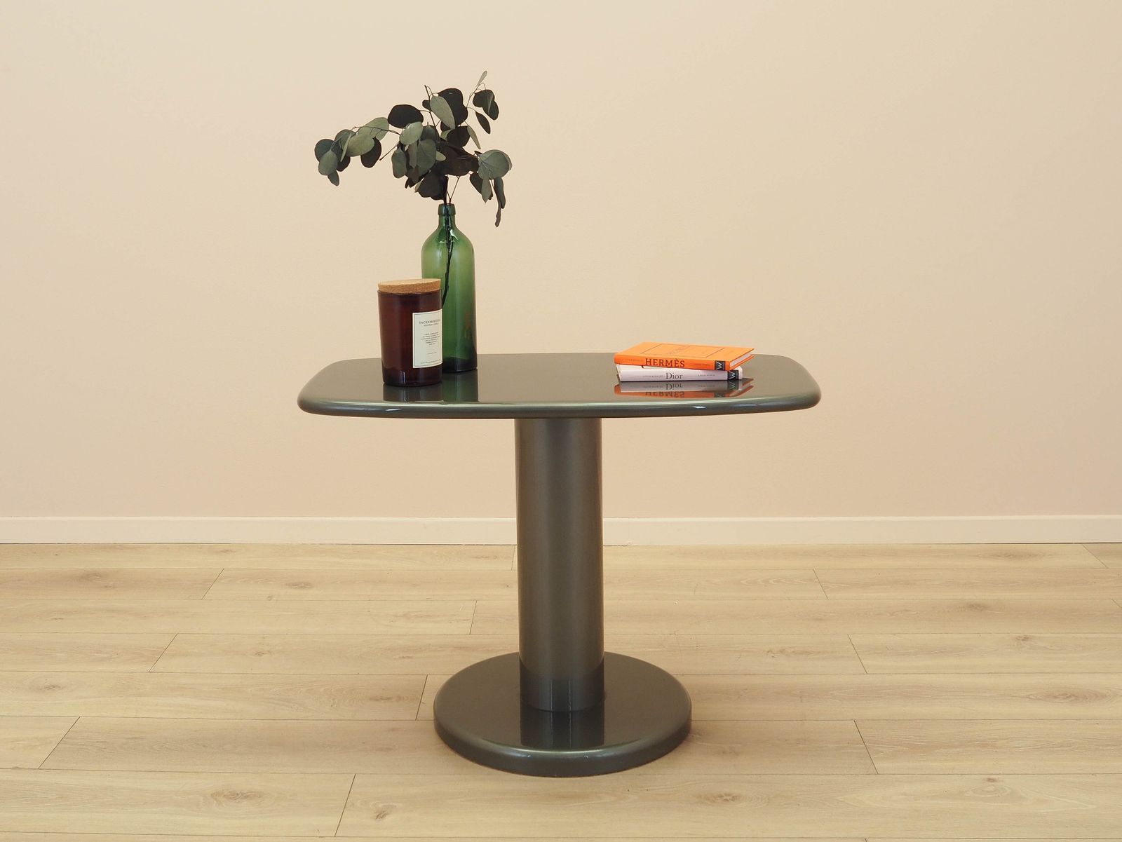 Grijze salontafel, Italiaans design, jaren 1970, Made In Italy photo furniture