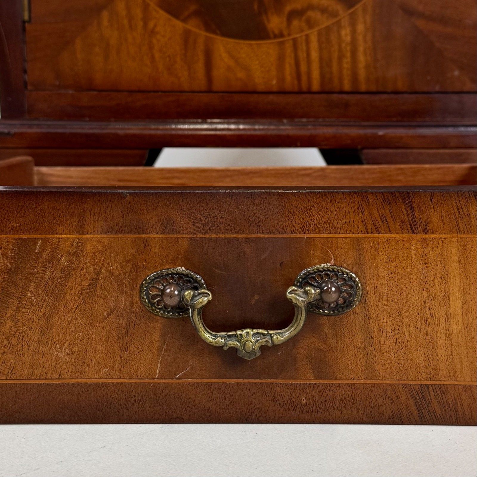 photo vinterior Antique 20th Century Pair Of Mahogany Bedside Cabinets ( Af 5715 )