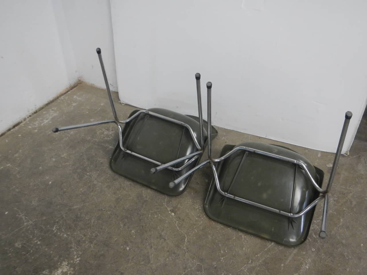 Chairs By Robin Day For S.A.M.U. Hille, 1970s, Set Of 2 photo buy