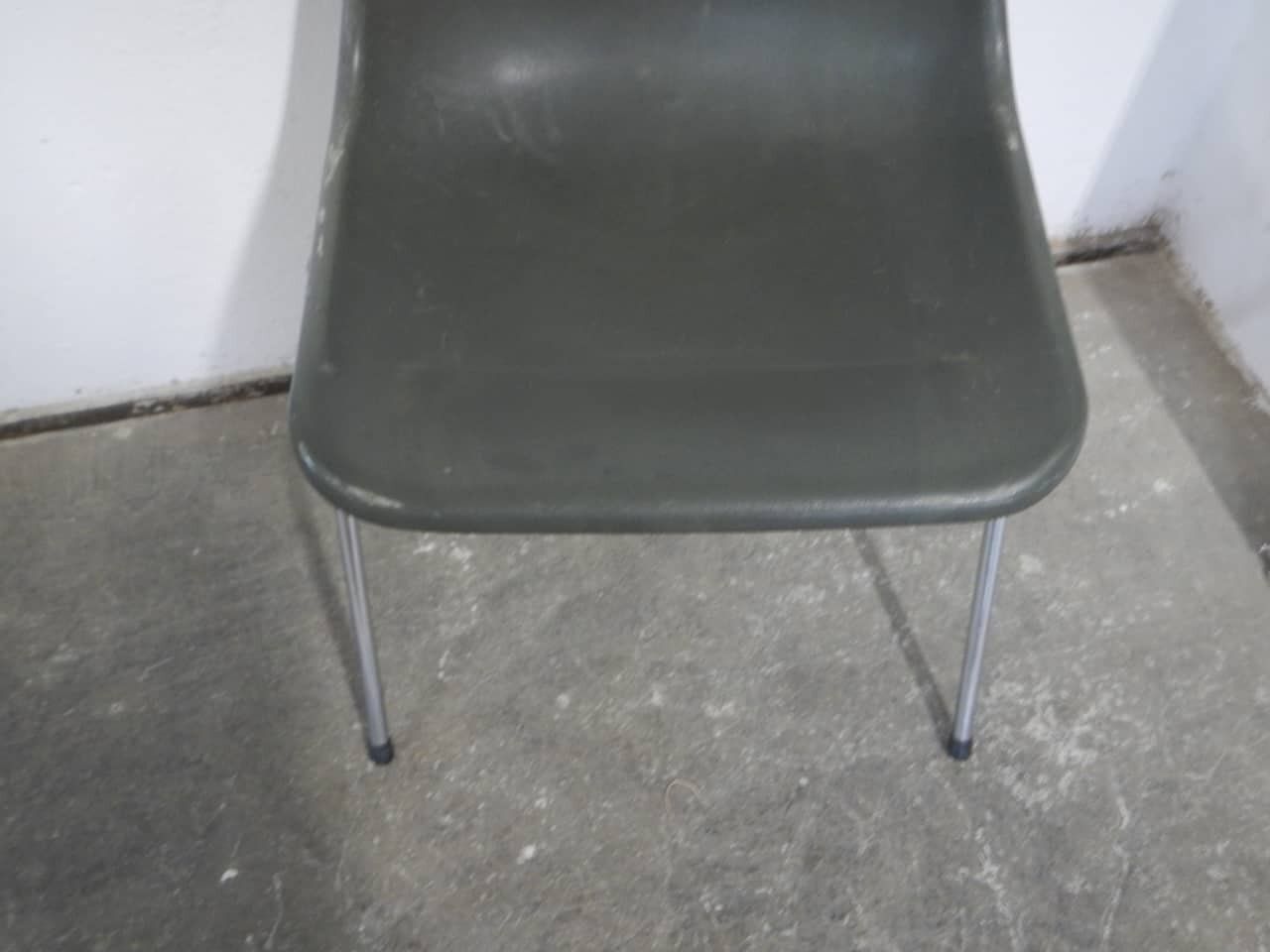 Chair By Robin Day For S.A.M.U. Hille, 1970s photo 129.0