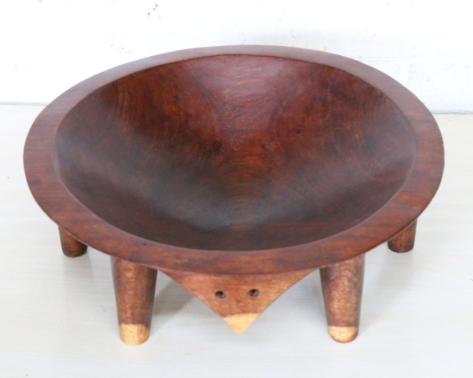 Vintage Melanesian Fijian Kava Bowl 39cm Diameter Carved From One Piece Of Wood photo 90.0