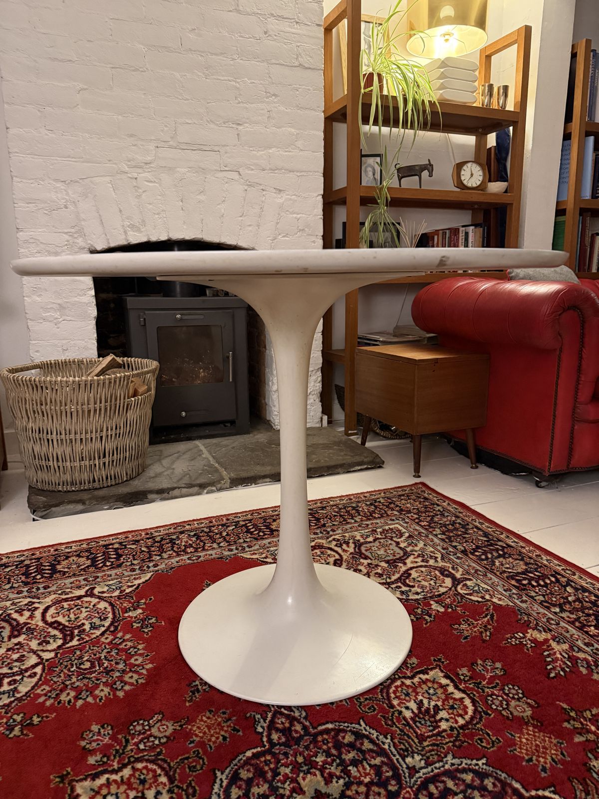 Maurice Burke For Arkana “22” White Tulip Pedestal Dining Table, 1960s/70s photo Furniture