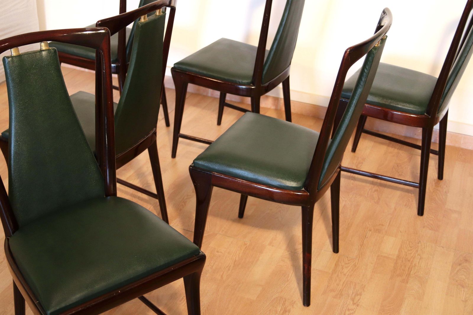 photo buy Set Of 6 Mid Century Chairs By Osvaldo Borsani, Atelier Borsani Varedo