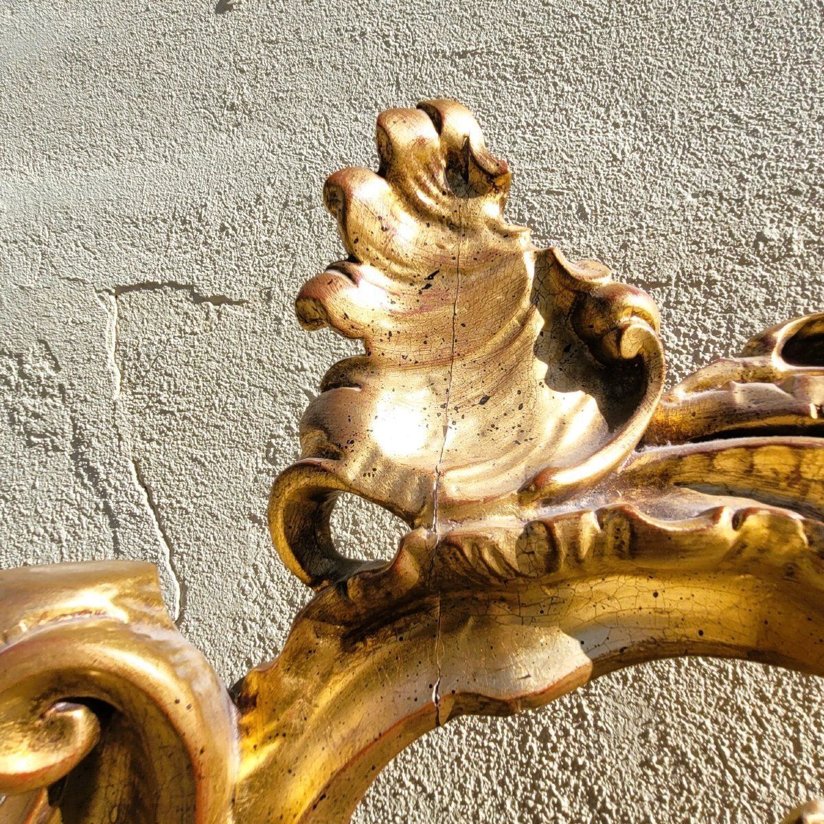 photo furniture Large Carved Giltwood Headboard, H200cm, 20th Century