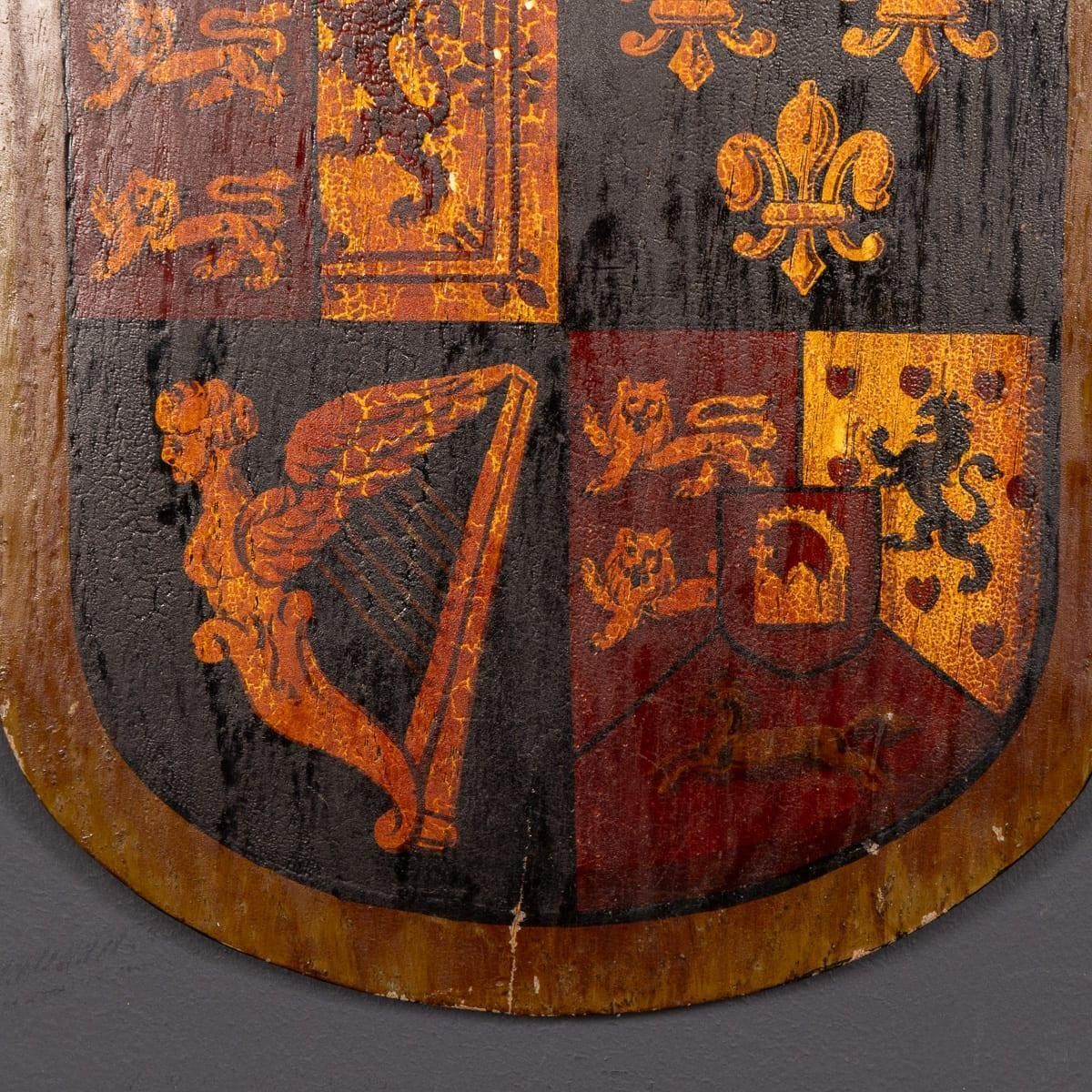 photo vintage Pair Of 18thc English Hand Painted King George II & King George IV Shields