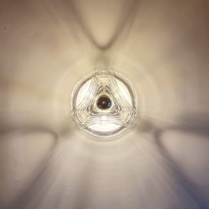 Plafonnier mid-century Space Age en verre modèle Wave, par Koch & Lowy pour Peill & Putzler, Allemagne, années 1970 photo vintage