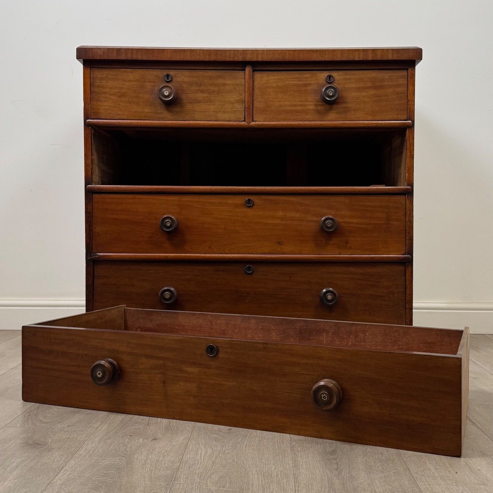 photo for sale Antique 19th Century Victorian Mahogany Chest Of Drawers ( Af 5746 )