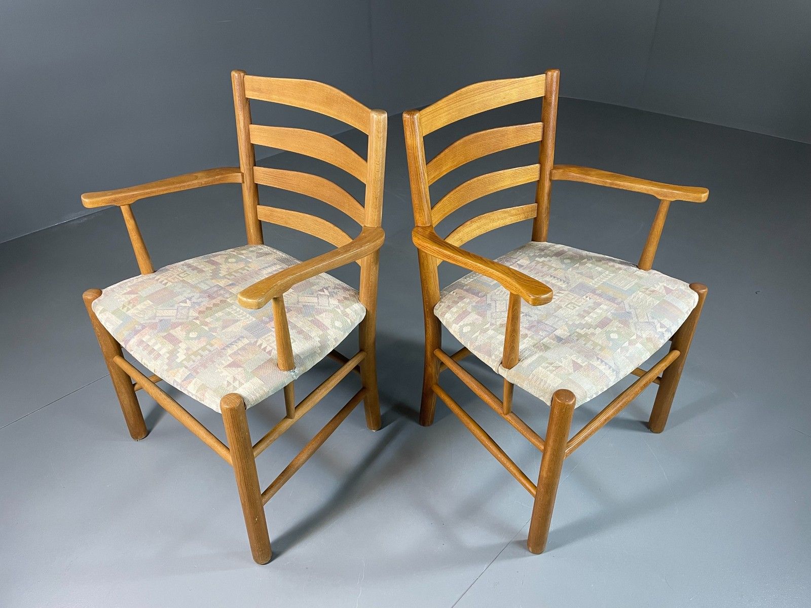 2 Vintage Kaare Klint Church Chairs Fritz Hansen 1930s Retro Mcm  Eb06017 photo furniture