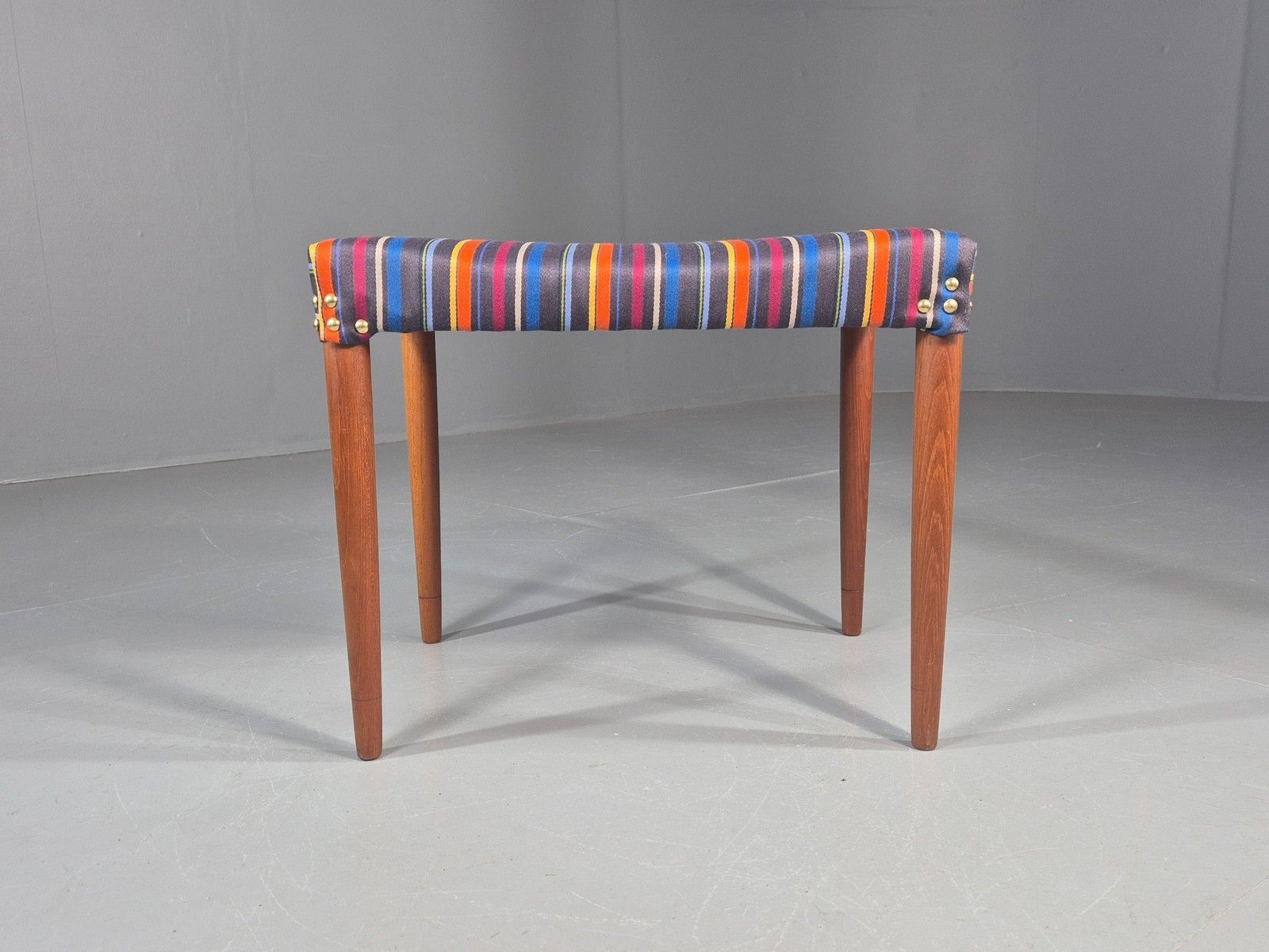 70.0 Vintage Midcentury Footstool Danish Design New Upholstery Retro Teak Eb12049 photo