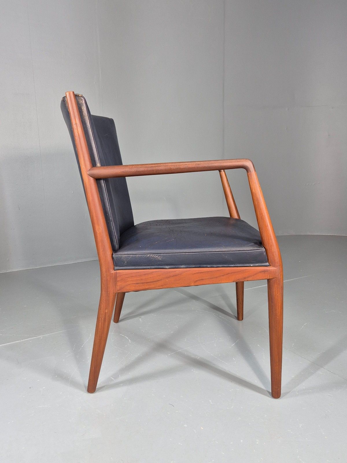 photo furniture Vintage Mid Century Teak Armchair Blue Leather 1960s Retro Eb11901