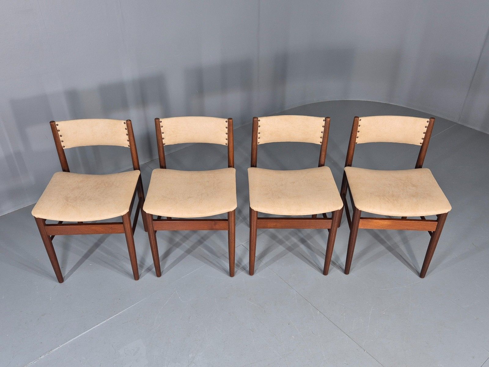 4 Vintage Scandart Dining Chairs Cream Vinyl Teak Frame 1960s Mcm Retro Eb12188 photo for sale